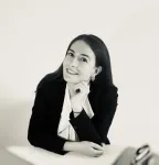 Laura Moradbakhti