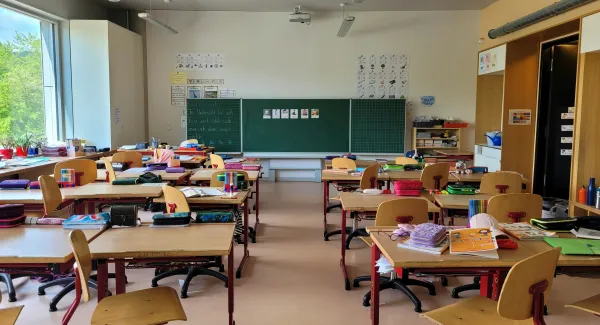 Zwischen Pausenhof und Klassenzimmer: Was Schüler:innen glücklich macht