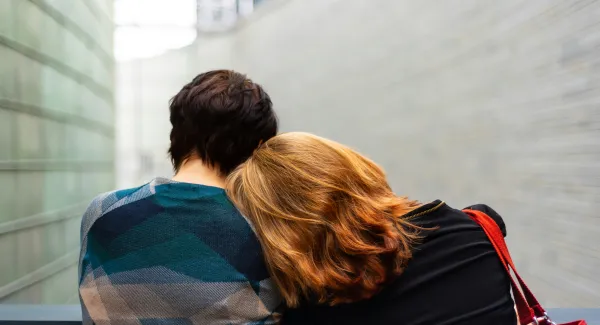 Schicksal oder Wachstum? Über Glaubenssätze und Zufriedenheit in Paarbeziehungen 