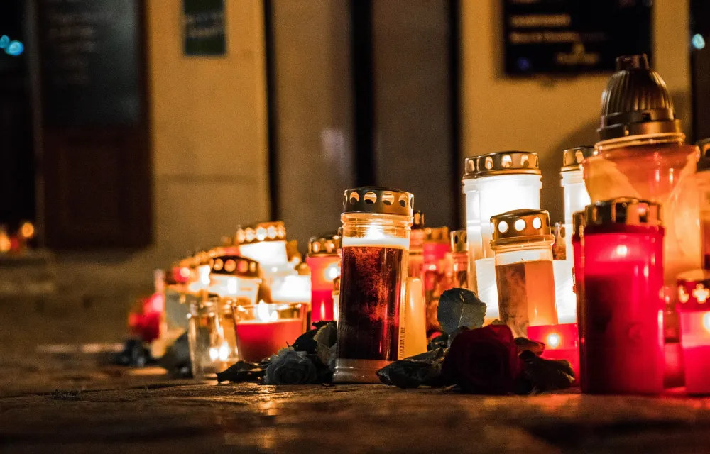 Von Facebook in den Kampf – Wie soziale Medien Extremismus ein Zuhause bieten