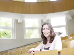 Stefanie Höhl