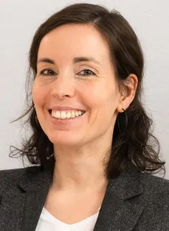 Julia Asbrand