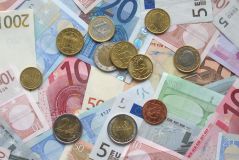 Von Moneten und Moral – Beeinträchtigt Geld unser moralisches Urteilen?