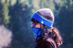 Corona-Krise: Hamsterkäufe, Hygieneregeln, Eigengruppenbezogenheit und Vernachlässigung Fremder, Verschwörungstheorien, aber auch Fensterkonzerte, Hilfskredite und Notfonds – was macht diese Krise mit uns?