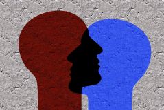 Konfliktmanagement –  Warum die Bedrohung des Selbst die zwischenmenschliche Perspektivenübernahme und Empathie stört  und welche psychologischen Prozesse und Mechanismen mildernd wirken 