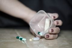 Drogen, Trauma, Drogentrauma – Wie hängen traumatische Erlebnisse und problematischer Drogenkonsum zusammen?