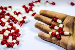 Der Nocebo-Effekt: Der “böse Zwilling” des Placebos 
