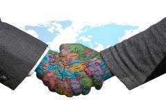 „Gemeinsam sind wir stark“ – Über Nutzen und Schaden von Verhandlungen in Teams