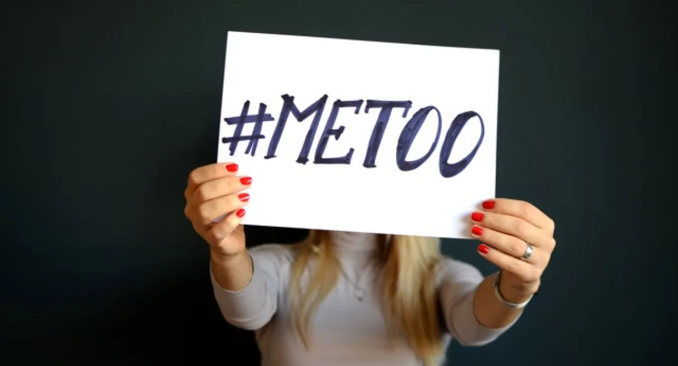 Nur ein Kompliment? Warum auch positive Geschlechter-Stereotype sexistisch sein können