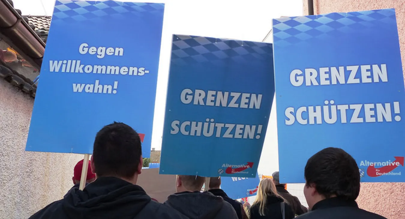 Radikalisierung der Aufnahmegesellschaft: Die Rolle von Medienberichten